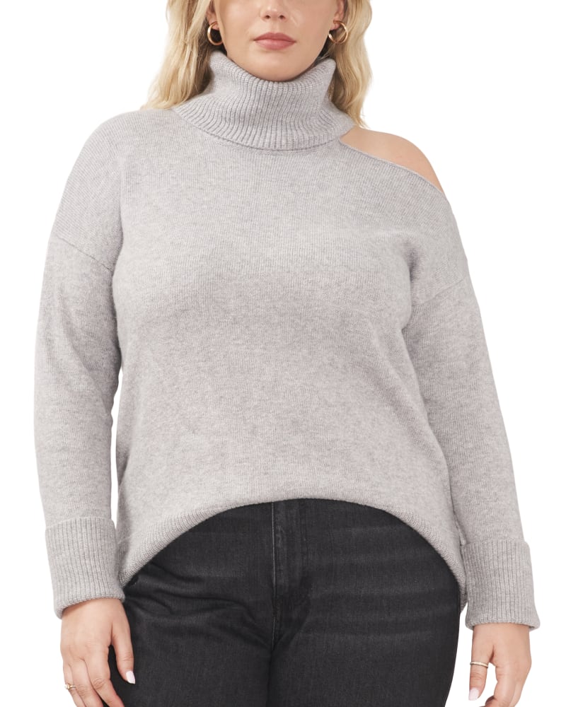 Front of a model wearing a size 3X CUT OUT SHLDR TURTLENK SMOG YARN SWEATER in SILVER HEATHER by 1.State. | dia_product_style_image_id:294735